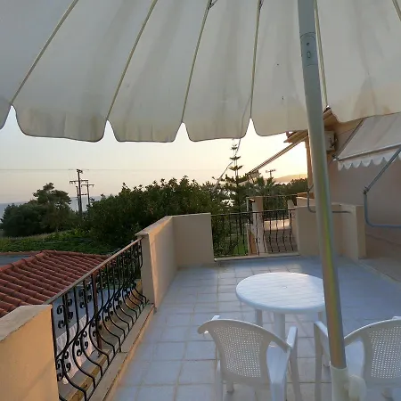 Emma's Apartment Lassi (Kefalonia)